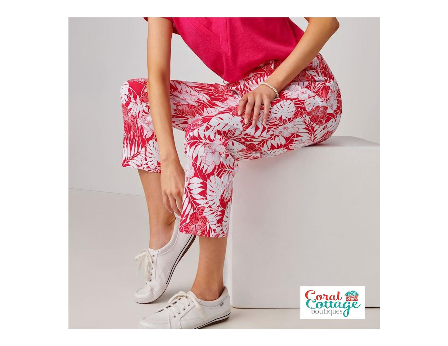 Cropped Floral Print Pants