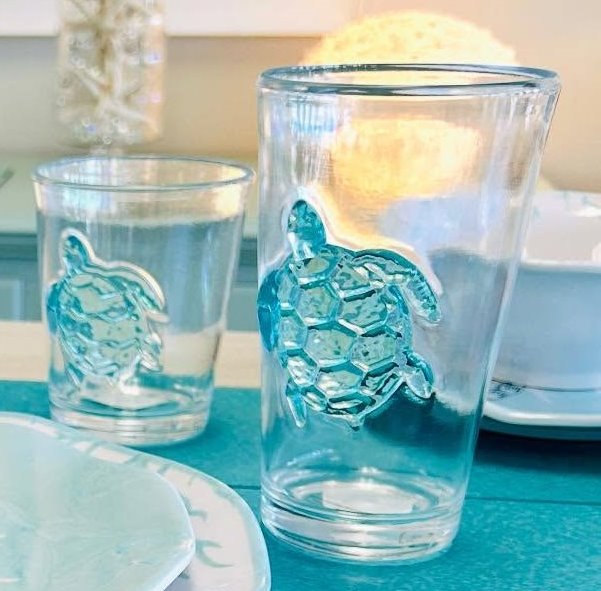 Durable Acrylic 24oz Sea Turtle Tumbler