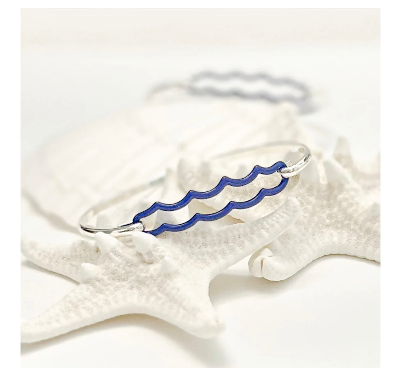 Beach and Back Ocean Wave Bracelet - Blue