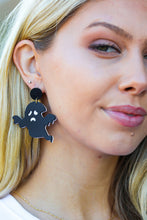 Load image into Gallery viewer, Halloween Black Ghost Acylic Dangle Earrings