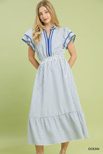 Load image into Gallery viewer, Striped Flutter Sleeve Midi Dress