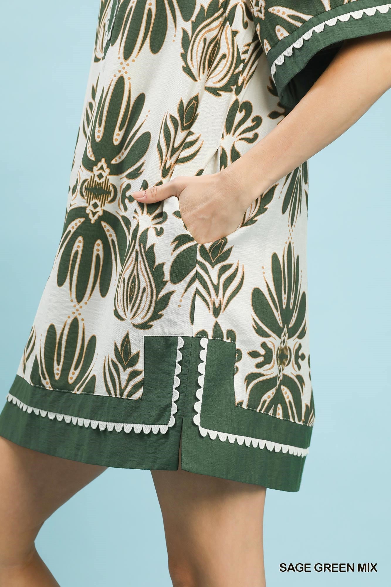 Border Print Dress with POCKETS