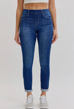 Load image into Gallery viewer, Mid Rise Dark Pull On Skinny Jeans