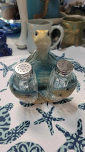 Load image into Gallery viewer, Sea Turtle Salt &amp; Pepper Shaker Set