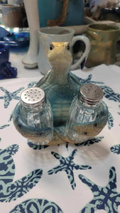 Sea Turtle Salt & Pepper Shaker Set